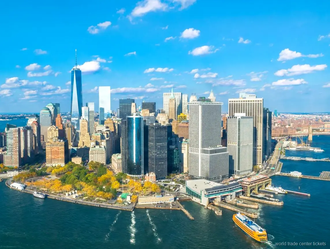 Udsigt fra One World Observatory på de længere niveauer af Downtown-turen