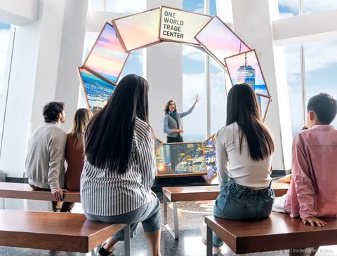 Suelo de cristal del Sky Portal en el One World Observatory