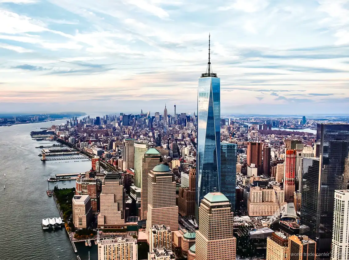 View from One World Observatory over the Manhattan skyline
