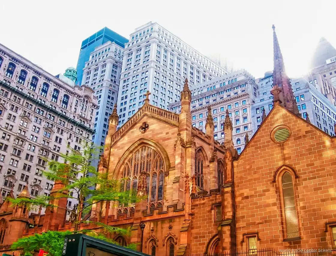 Trinity Church e cimitero nel tour privato di Downtown New York